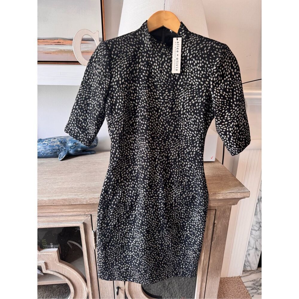 NWT Alice + Olivia Inka Strong-Shoulder Mockneck Dress Size 2 - Picture 1 of 12